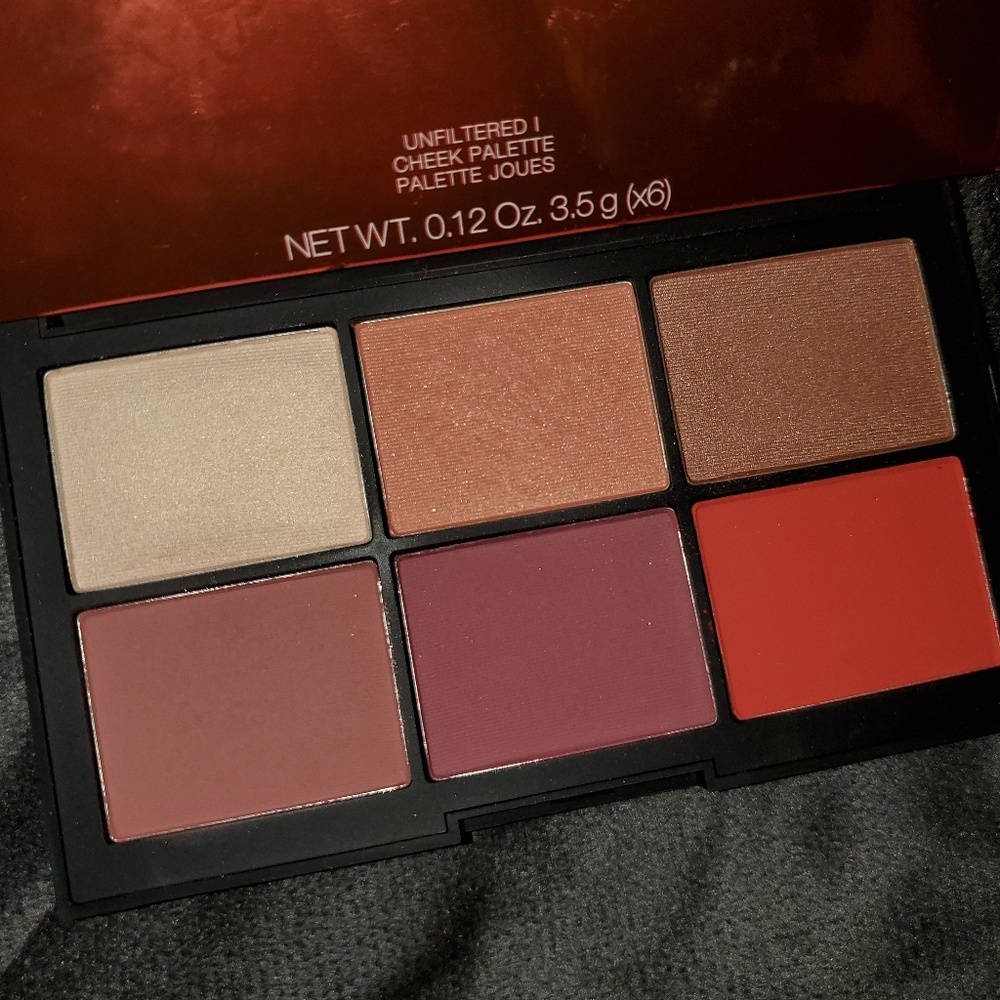 🤩NARS UNFILTERED BLUSH PALETTE